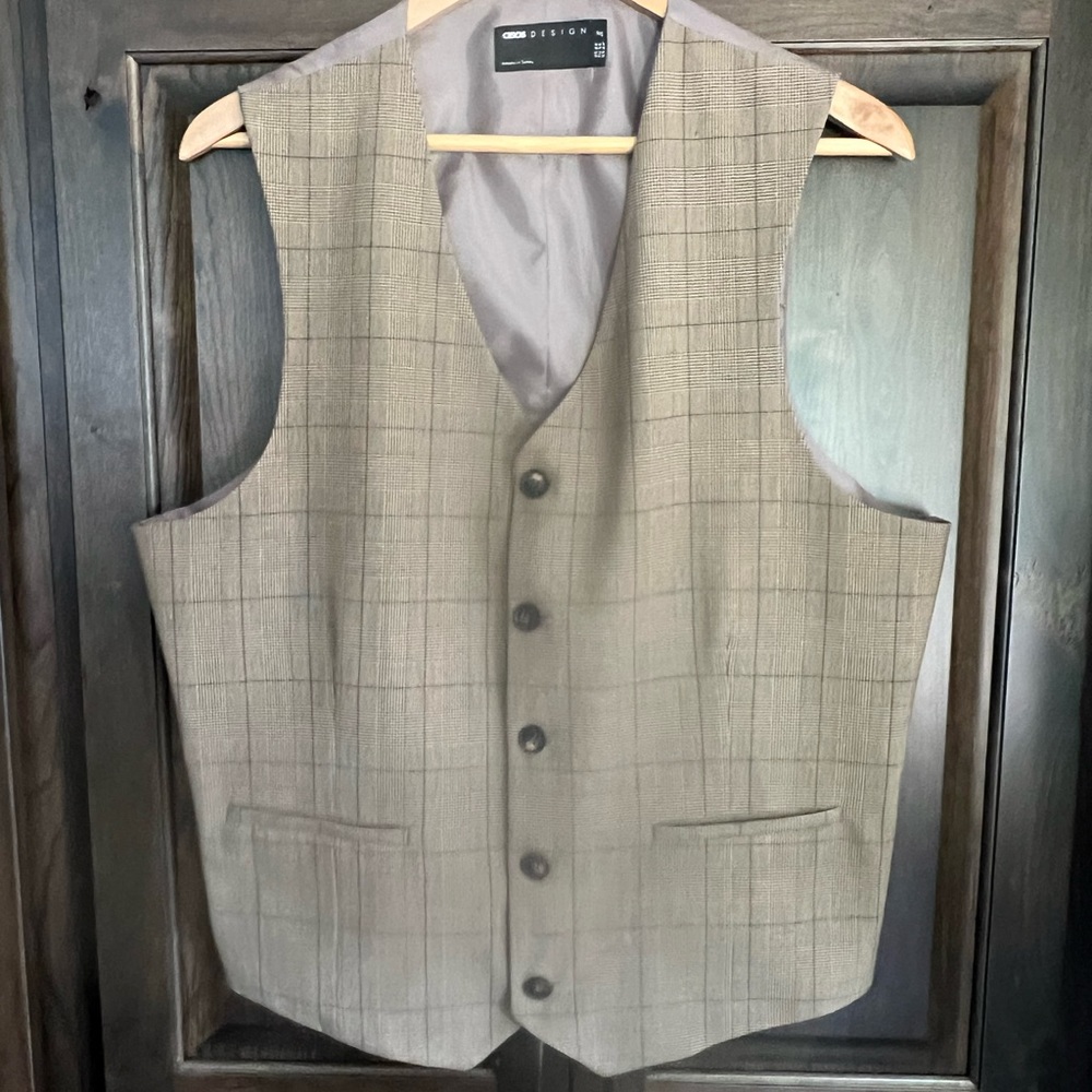 Brown and tan window pane plaid vest ASOS Design sz 44